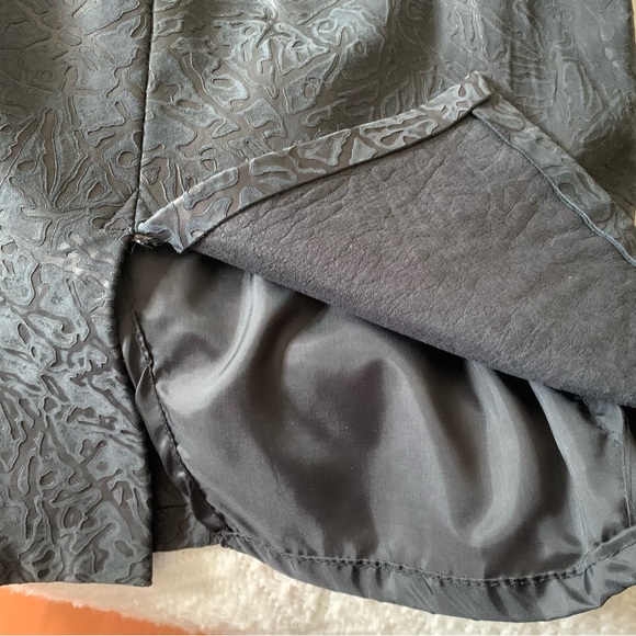Vintage 1980s genuine leather skirt - Picture 4 of 7